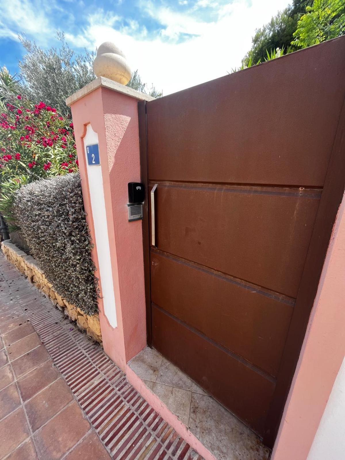 Asia Gardens Villa With Private Pool In Benidorm กาลา เด ฟีเนสตรัต ภายนอก รูปภาพ